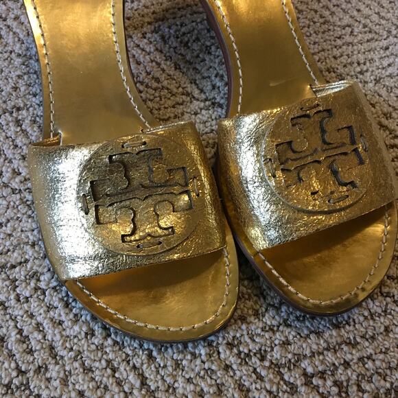 Tory Burch Gold Aerin Heeled Slide 8M - Picture 8 of 10